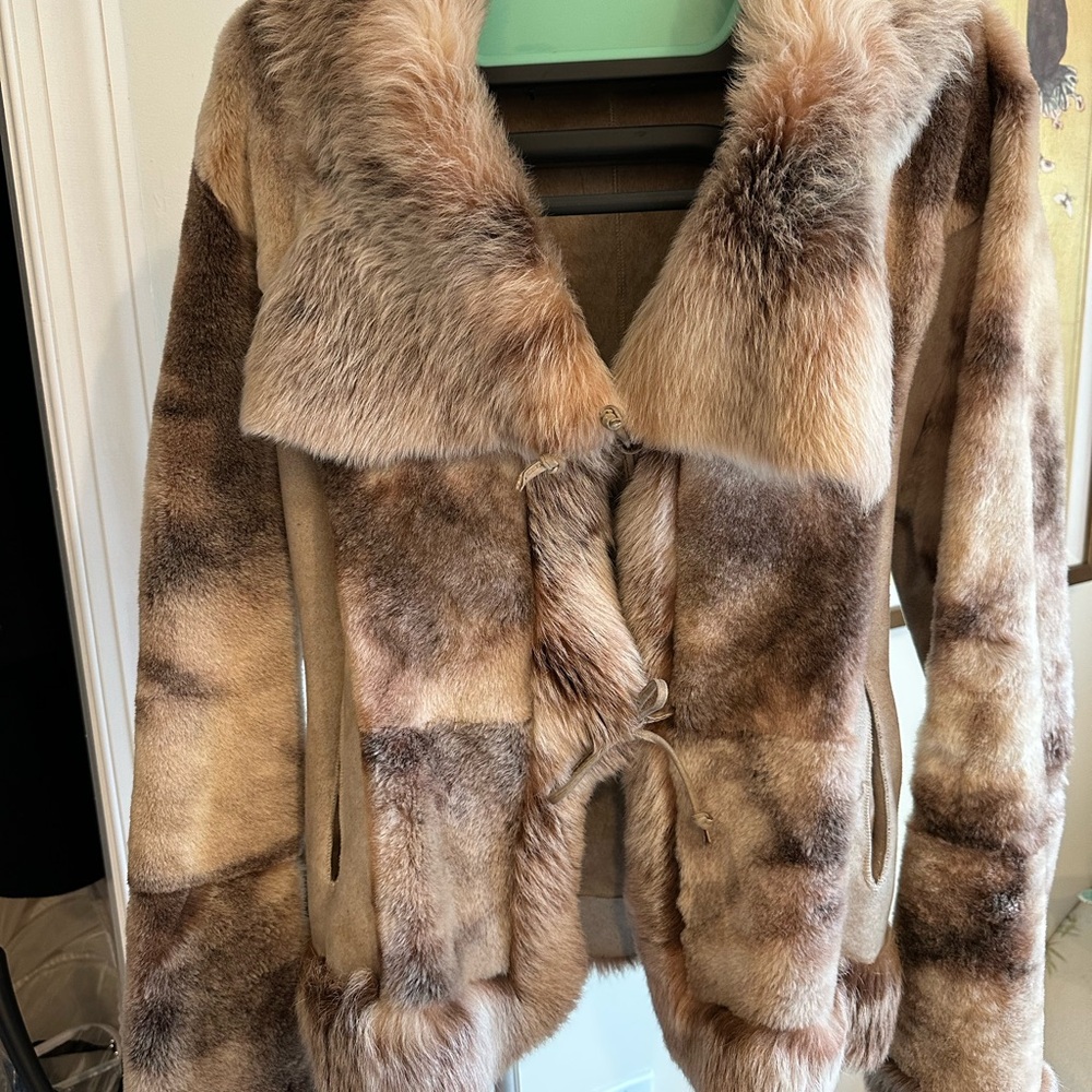 Women Jacket made of natural mountain goat Size M